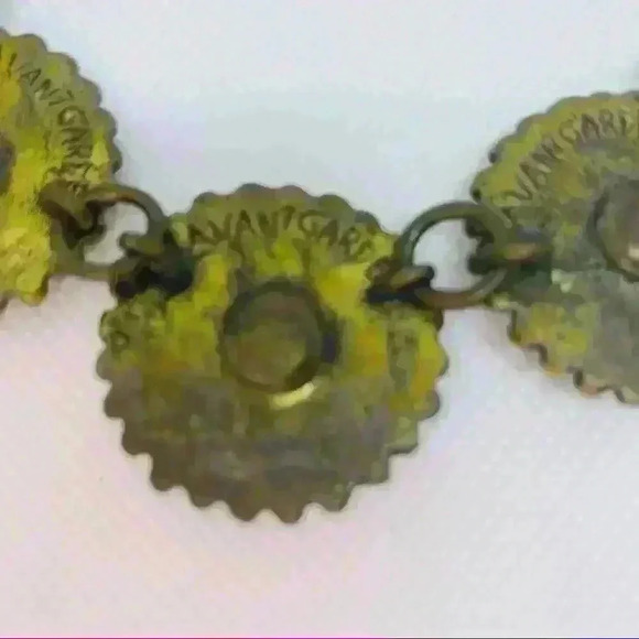 Vintage unique Avant garde medallion rhinestones - Picture 7 of 8